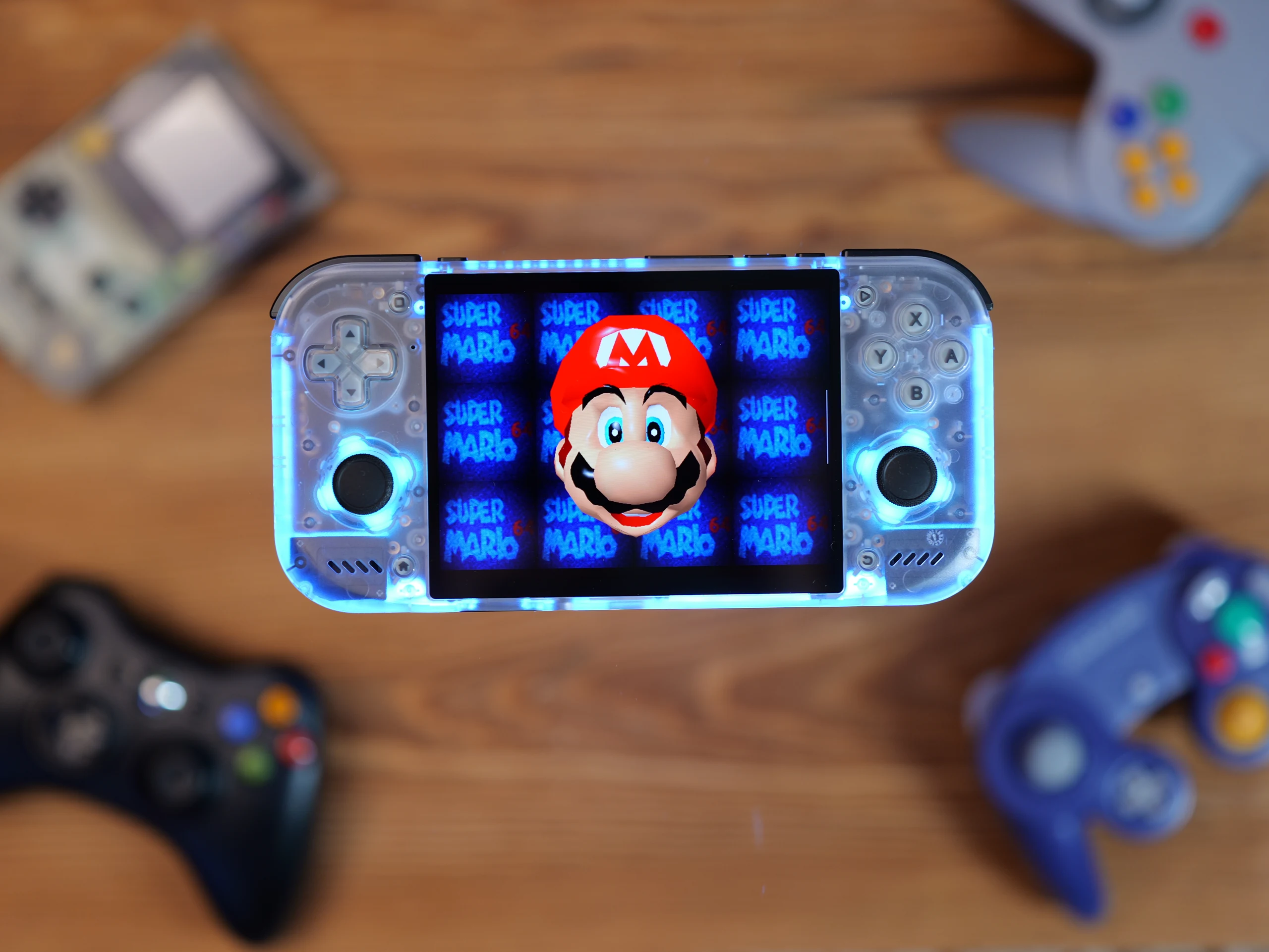 The Retroid Pocket Nova is out, It's a fantastic 4 by 3 aspect ratio device. And I think it looks super cool in this clear colorway.